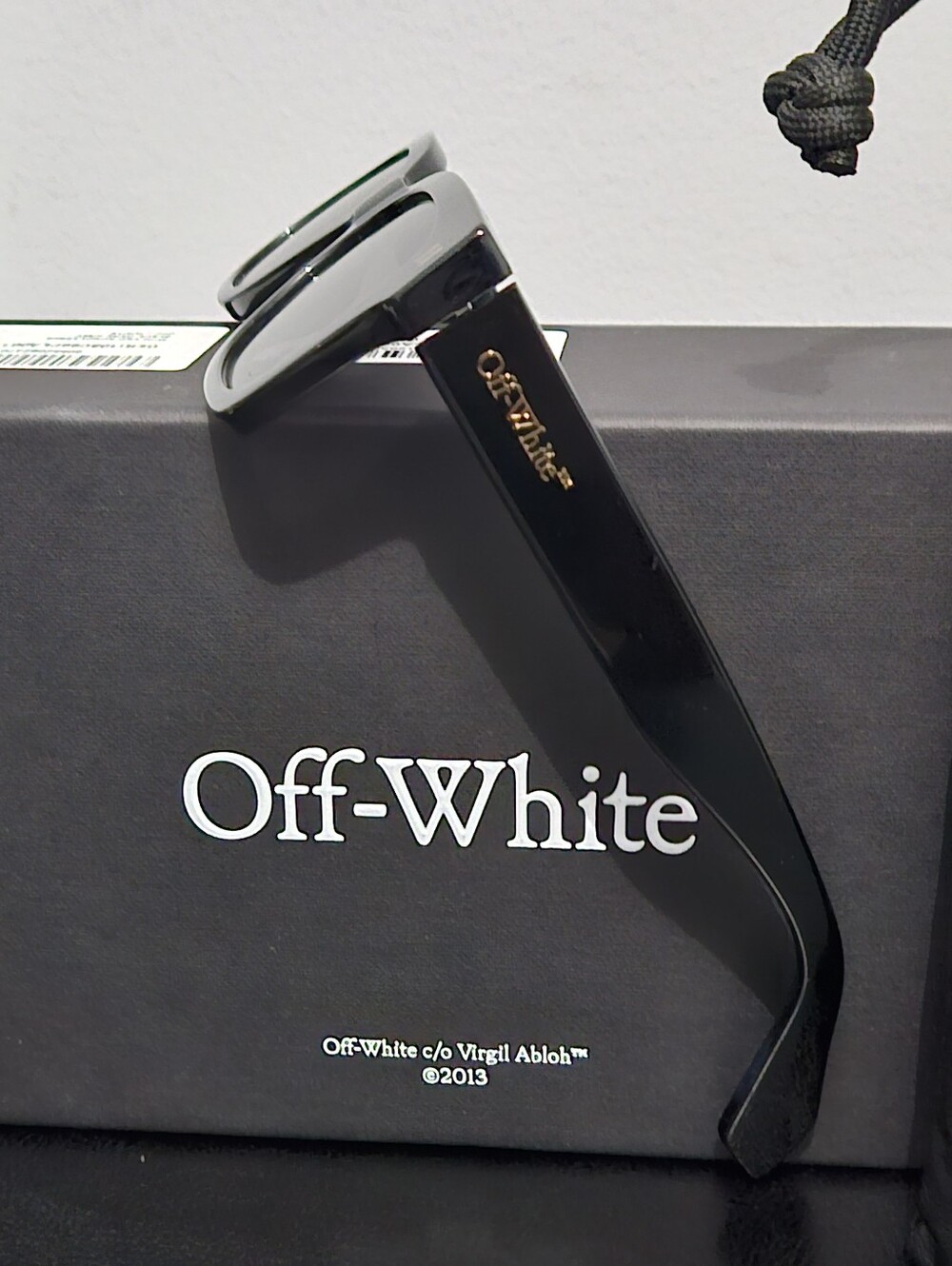 Men's Off-White Black Square Sunglasses
